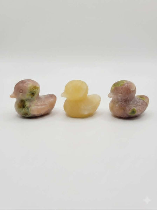 Petit Canard Cristallin 🐤✨ – Douceur & Harmonie